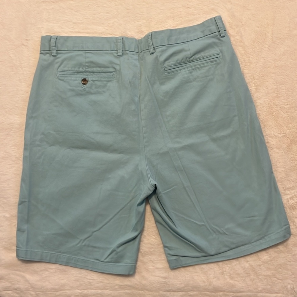 Old Navy ultra slim built in flex 38